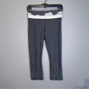 Lululemon Crop Leggings Gray Size 6‎